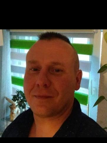 Gábor, 44 éves szegedi társkereső férfi profil fotója