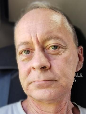 Zoltán, 56 éves szigetszentmiklósi társkereső férfi profil fotója