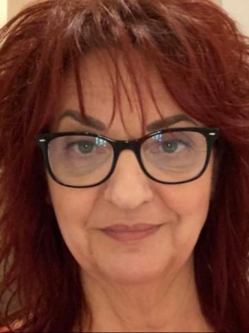 Ida, 58 éves hajdúszoboszlói társkereső nő profil fotója