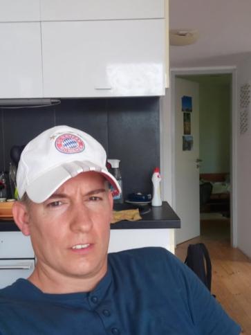 Tibor, 30 éves szegedi társkereső férfi profil fotója