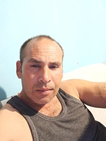 Laci, 47 éves szajki társkereső férfi profil fotója Laci, 47 éves szajki társkereső férfi profil fotója