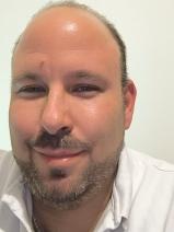 Sziasztok! István vagyok. Fiatal szegedi párkereső lányokkal chatelnék.