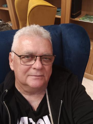 Sándor, 66 éves székesfehérvári társkereső férfi profil fotója