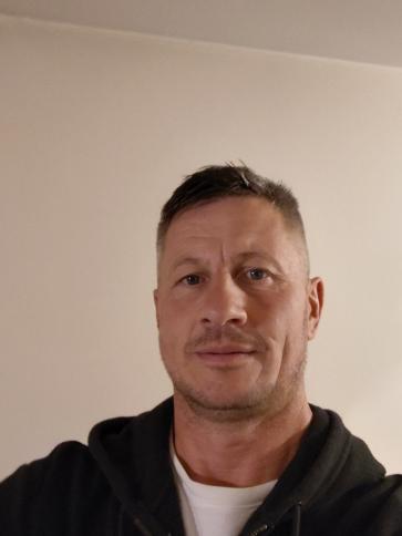 Rezső, 49 éves kecskeméti társkereső férfi profil fotója