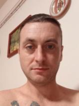Sziasztok! Tamás vagyok. Online Somogy megyei randizni vágyó nők kattinsatok a kedvenc gombra.