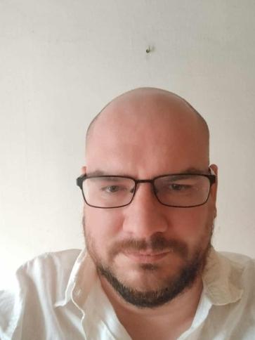 Miklós, 35 éves Budapest VII. kerületi társkereső férfi profil fotója
