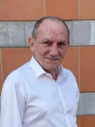 Richárd, 68 éves szentesi társkereső férfi profil fotója