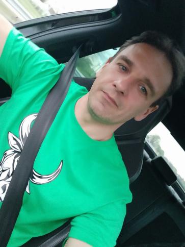 Roland, 49 éves kaposvári társkereső férfi profil fotója