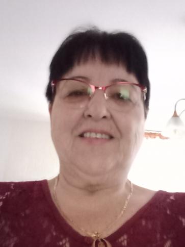 Irén, 74 éves nyárlőrinci társkereső nő profil fotója