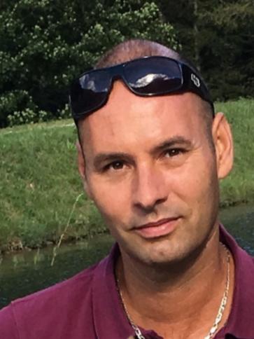 Krisztián, 46 éves soproni társkereső férfi profil fotója