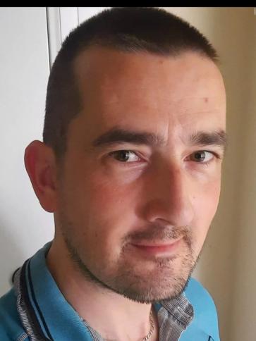 Gábor, 37 éves Budapest III. kerületi társkereső férfi profil fotója