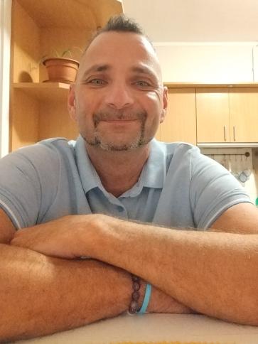 Attila, 47 éves Budapest IV. kerületi társkereső férfi profil fotója