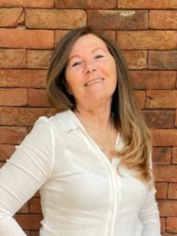 Aranka, 64 éves kecskeméti társkereső nő profil fotója