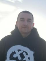 Sziasztok! László vagyok. Komoly Budapest XV. kerületi párkereső nők jelentkezését várom.