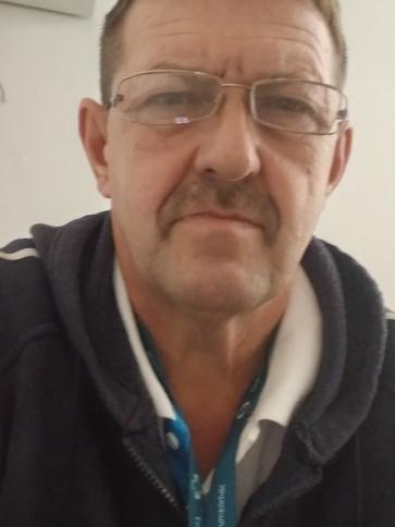 Péter, 56 éves monori társkereső férfi profil fotója