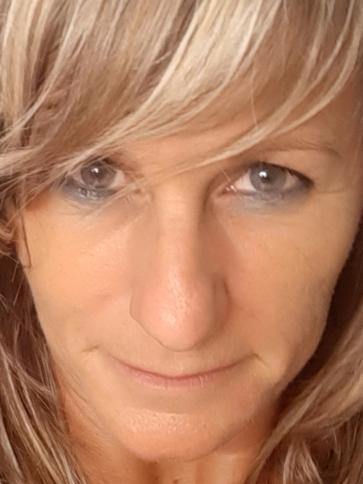 Andrea, 55 éves Budapest XXI. kerületi társkereső nő profil fotója