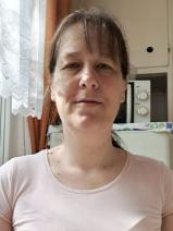 Sziasztok! Tündi vagyok. Online Hajdú-Bihar megyei randizni vágyó férfiak jelöljetek kedvencnek.