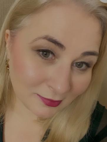 Iza, 47 éves debreceni társkereső nő profil fotója