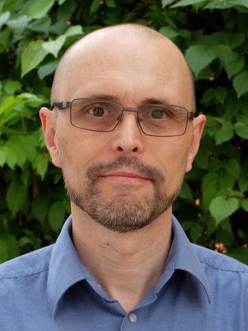 Ákos, 52 éves tatabányai társkereső férfi profil fotója