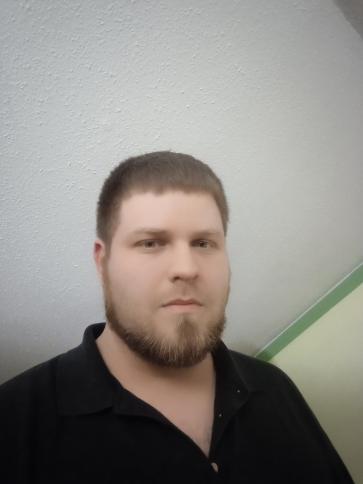 Tibor, 32 éves bajai társkereső férfi profil fotója