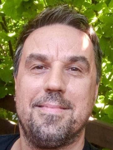 Laci, 46 éves szegedi társkereső férfi profil fotója