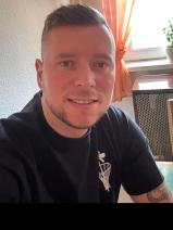 Sziasztok! Balázs vagyok. Komoly németországi párkereső nők jelentkezését várom.