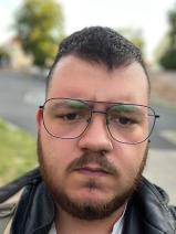 Sziasztok! Márk vagyok. Komoly hódmezővásárhelyi párkereső nők jelentkezését várom.