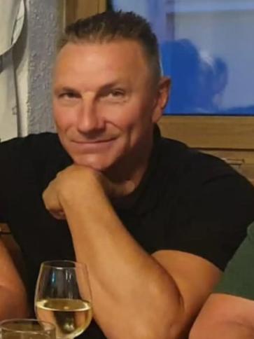 Jani, 55 éves tokaji társkereső férfi profil fotója