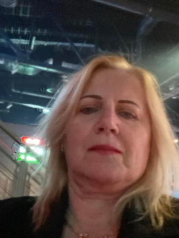 Ildiko, 61 éves pilisvörösvári társkereső nő profil fotója