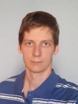 Sziasztok! Tomi vagyok. Komoly hajdúhadházi párkereső nők jelentkezését várom.