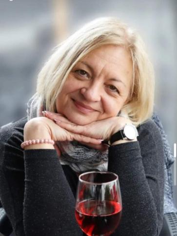 Tímea, 55 éves kiskunlacházai társkereső nő profil fotója