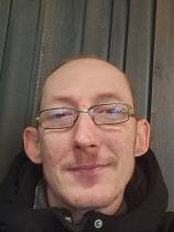 Sziasztok! Hjános vagyok. Komoly dunaújvárosi párkereső nők jelentkezését várom.