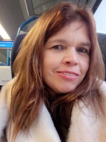 Evi, 52 éves Nagy Britannia kerületi társkereső nő profil fotója