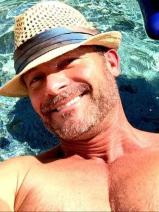 Sziasztok! Kevin vagyok. Komoly Budapest III. kerületi párkereső nők jelentkezését várom.