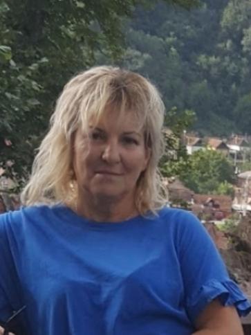 Edit, 63 éves pápai társkereső nő profil fotója