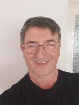 Sziasztok! János vagyok. Komoly kunhegyesi párkereső nők jelentkezését várom.