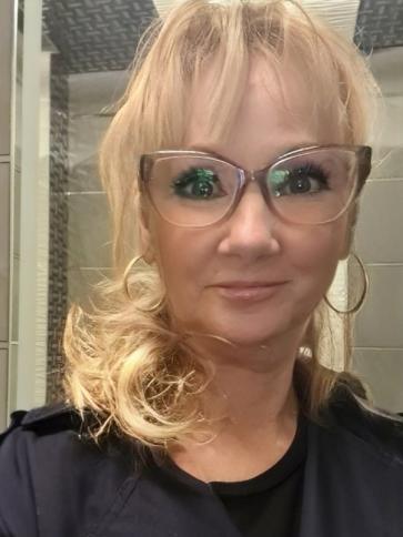 Adrienn, 59 éves Budapest III. kerületi társkereső nő profil fotója