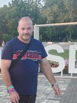 Sziasztok! Márió vagyok. Komoly salgótarjáni párkereső nők jelentkezését várom.