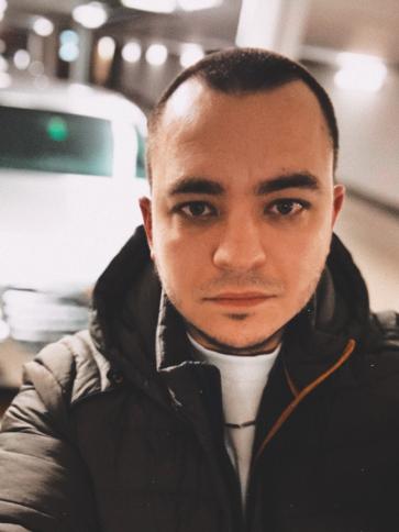 Dávid, 38 éves svájci társkereső férfi profil fotója