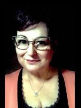 Sziasztok! Lettie vagyok. Online Budapest XVII. kerületi randizni vágyó férfiak jelöljetek kedvencnek.