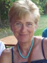 Sziasztok! Mary vagyok. Komoly magyaralmási társkereső férfiak jelentkezését várom.