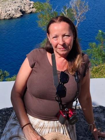 Eri, 59 éves Budapest XV. kerületi társkereső nő profil fotója Eri, 59 éves Budapest XV. kerületi társkereső nő profil fotója
