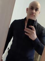 Sziasztok! István vagyok. Online gödöllői randizni vágyó nők kattinsatok a kedvenc gombra.