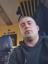 Sziasztok! Tomi vagyok. Komoly szurdokpüspöki párkereső nők jelentkezését várom.