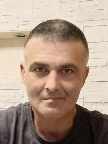 Jani, 42 éves tolnai társkereső férfi profil fotója