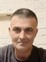 Sziasztok! Jani vagyok. Komoly tolnai párkereső nők jelentkezését várom.