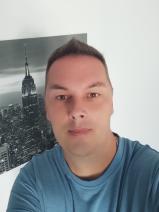 Sziasztok! Krisztián vagyok. Komoly lábodi párkereső nők jelentkezését várom.