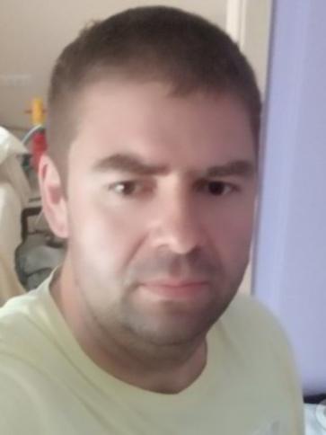 Richárd, 40 éves diósjenői társkereső férfi profil fotója