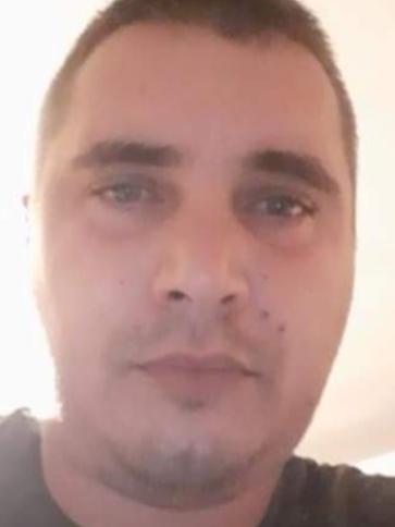 György, 34 éves újfehértói társkereső férfi profil fotója