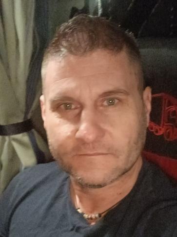 Gábor, 49 éves nagymágocsi társkereső férfi profil fotója